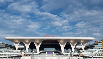 全球最大高铁站，面积堪比小国