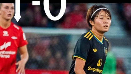 BBC：曼联女足在参加欧冠途中球鞋丢了，俱乐部正在调查