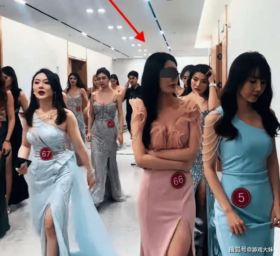网红雅典娜新动态，成为娱乐场所头牌，染上DY救回来这辈子也毁了