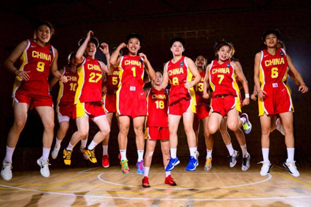 U19世界杯前瞻！张子宇缺席，三中锋最高1.95米
